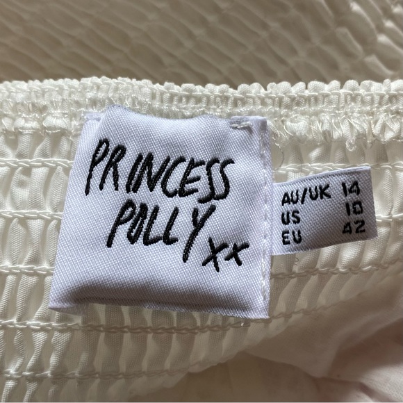 Princess Polly strapless top 🕊️ - Picture 3 of 4